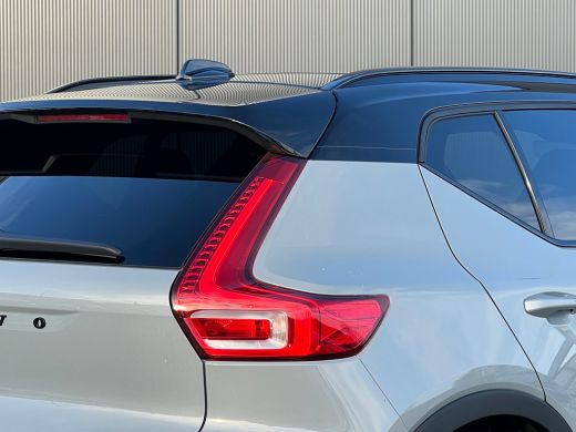 Volvo  EX40 Single Motor Extended Range Ultra Black Ed. 82 kWh | Panoramadak | 17% bijtelling | Harman/Kardon... ActivLease financial lease