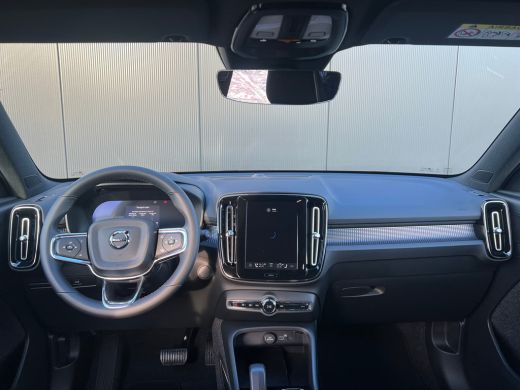 Volvo  EX40 Single Motor Extended Range Ultra Black Ed. 82 kWh | Panoramadak | 17% bijtelling | Harman/Kardon... ActivLease financial lease