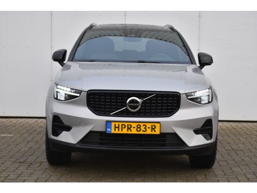 Volvo  XC40 B4 Plus Dark Black Pack | Harman Kardon | Trekhaak | BLIS | 20'' ActivLease financial lease