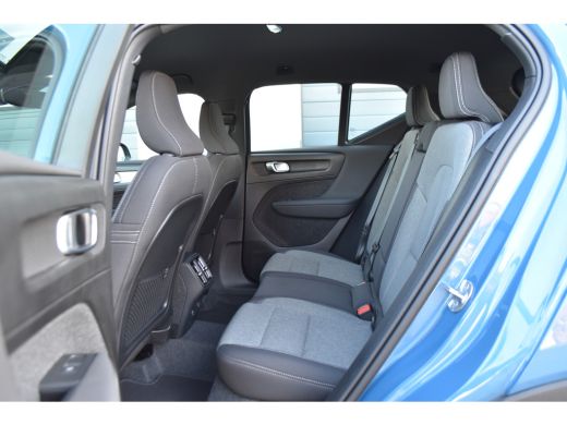 Volvo  XC40 B4 Plus Dark Black Pack | Harman Kardon | Trekhaak | BLIS | 20'' ActivLease financial lease