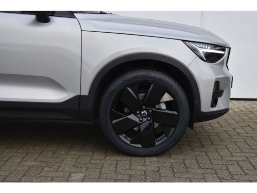 Volvo  XC40 B4 Plus Dark Black Pack | Harman Kardon | Trekhaak | BLIS | 20'' ActivLease financial lease
