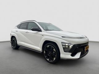 Hyundai Kona N-Line 65.4 kWh 217pk | Premium audio | 360 camera | Bestuurdersstoel met geheugen | Adaptive cru...