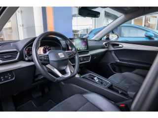 Seat Leon 1.4 TSI eHybrid PHEV Xcellence | Camera | Cruise adaptief | Stoel+stuur verwarming | LED | Keyles...