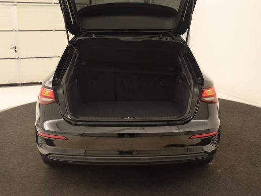 Audi A3 40 TFSI e Edition | Navigatie | Virtual Cockpit | Carplay | Climate control | Getint glas | Cruis... ActivLease financial lease