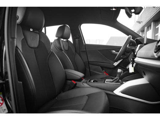 Audi Q2 35 TFSI S Edition | Carplay | Navigatie | Adaptieve Cruise Control ActivLease financial lease