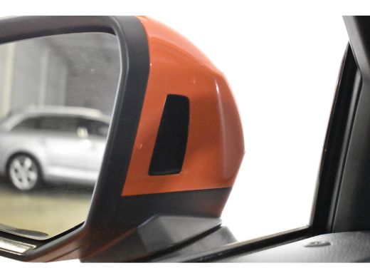 Audi Q3 45 TFSIe 245PK HYBRID S-TRONIC EDITION NAVI/PDC/BLUETOOTH ActivLease financial lease