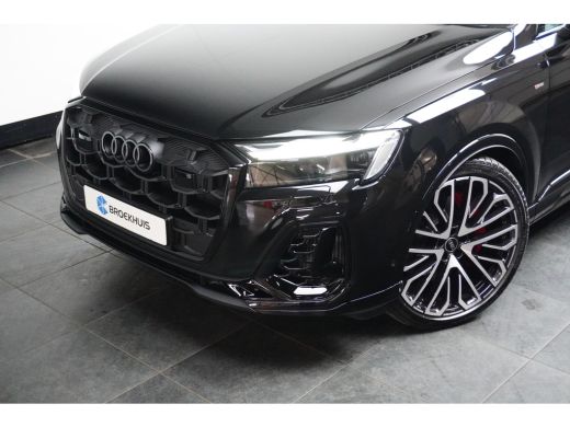 Audi Q7 60 TFSI e quattro S line 490PK | Unieke km stand! | Trekhaak | Panorama dak | Supersport stoelen ... ActivLease financial lease
