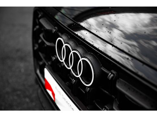 Audi Q8 55 TFSI e quattro Pro Line | Achterbank verstelbaar | Dodehoek detectie | Elektrisch glazen panor... ActivLease financial lease