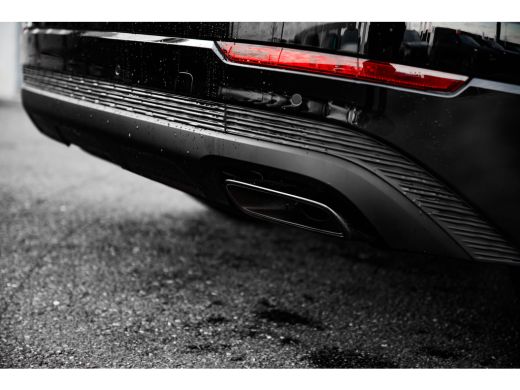 Audi Q8 55 TFSI e quattro Pro Line | Achterbank verstelbaar | Dodehoek detectie | Elektrisch glazen panor... ActivLease financial lease