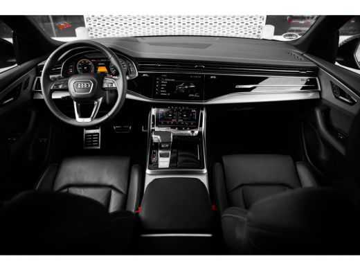 Audi Q8 55 TFSI e quattro Pro Line S | Achterbank verstelbaar | Achterbank verwarmd | Cruise control adap... ActivLease financial lease