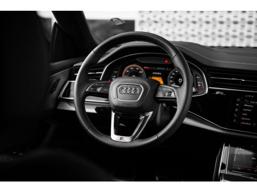Audi Q8 55 TFSI e quattro Pro Line S | Achterbank verstelbaar | Achterbank verwarmd | Cruise control adap... ActivLease financial lease
