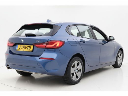 BMW 1 Serie 118IA 140PK AUT. EXECUTIVE EDITION HEAD-UP/NAVI/CAMERA ActivLease financial lease