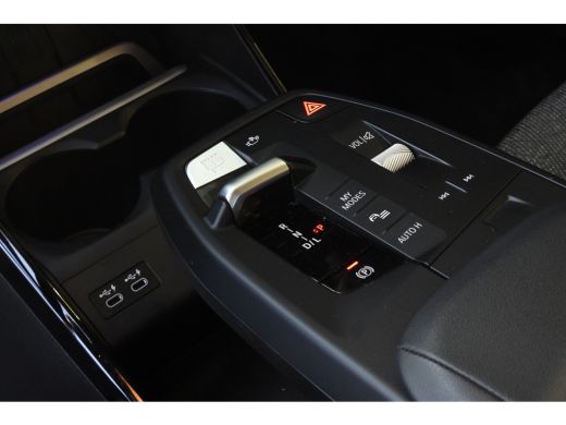 BMW 2 Serie 218i Automaat / Comfort Access / Adaptieve LED / Parking Assistant Plus / Head-Up / Live Cockpit ... ActivLease financial lease