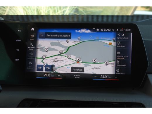 BMW 2 Serie 218i Automaat / Comfort Access / Adaptieve LED / Parking Assistant Plus / Head-Up / Live Cockpit ... ActivLease financial lease