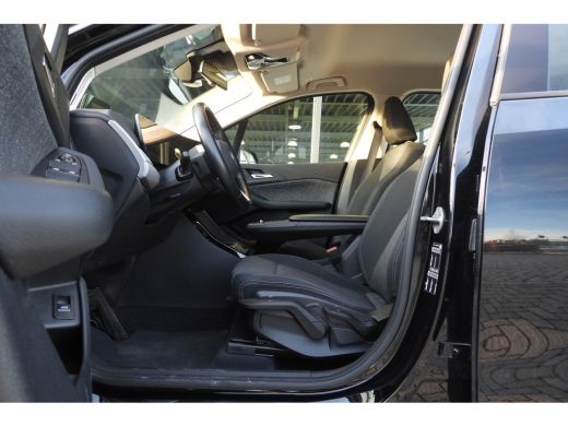 BMW 2 Serie 218i Automaat / Comfort Access / Adaptieve LED / Parking Assistant Plus / Head-Up / Live Cockpit ... ActivLease financial lease