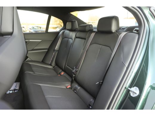 BMW i5 eDrive40 M Sport / Panoramadak / Bowers & Wilkins / Adaptieve LED / Comfort Access / Parking Assi... ActivLease financial lease