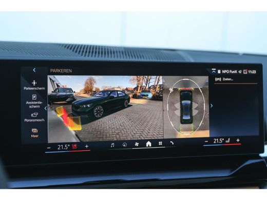 BMW i5 eDrive40 M Sport / Panoramadak / Bowers & Wilkins / Adaptieve LED / Comfort Access / Parking Assi... ActivLease financial lease