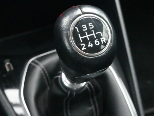 Ford Fiesta 1.0 EcoBoost 95PK Titanium | ADAPTIVE CRUISE | NAVI | DODEHOEKDECTIE | STOEL+STUUR+VOORRUITVERWAR... ActivLease financial lease