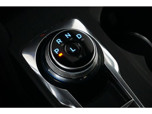 Ford Kuga Plug-In Hybrid ST-Line X | 100% dealer o.h. | 19'' | Adaptieve cruise | Head-up display | Winter-... ActivLease financial lease