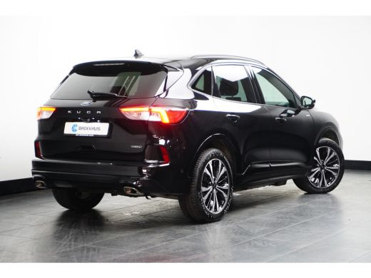 Ford Kuga Plug-In Hybrid ST-Line X | 100% dealer o.h. | 19'' | Adaptieve cruise | Head-up display | Winter-... ActivLease financial lease