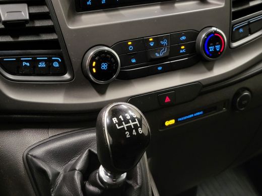 Ford Transit Custom 2.0TDCI 130pk L2/H1 2800kg Trekkracht Euro 6! ActivLease financial lease