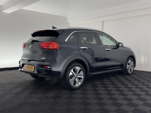 Kia e-Niro ExecutiveLine 64 kWh [ 3-Fase ] {SOH-100%} (INCL-BTW)  Aut.*HEATPUMP | LEATHER | FULL-LED | NAVI-... ActivLease financial lease