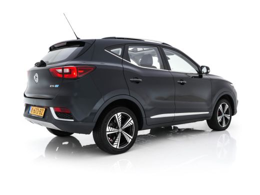 MG ZS EV EV Luxury 45 kWh (INCL-BTW) Aut. *PANO | LEATHER | CCS-FASTLOADER | KEYLESS | NAVI-FULLMAP | ADAP... ActivLease financial lease