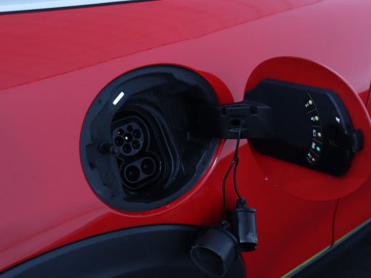 Mini Electric Edition Greenwich 33 kWh | Panoramadak | Stoelverwarming | Carplay | Navigatie | Camera | Full LE... ActivLease financial lease