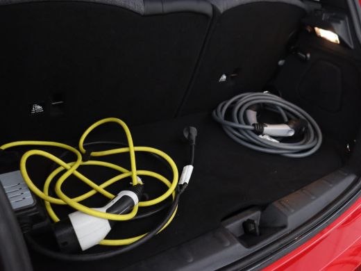 Mini Electric Edition Greenwich 33 kWh | Panoramadak | Stoelverwarming | Carplay | Navigatie | Camera | Full LE... ActivLease financial lease