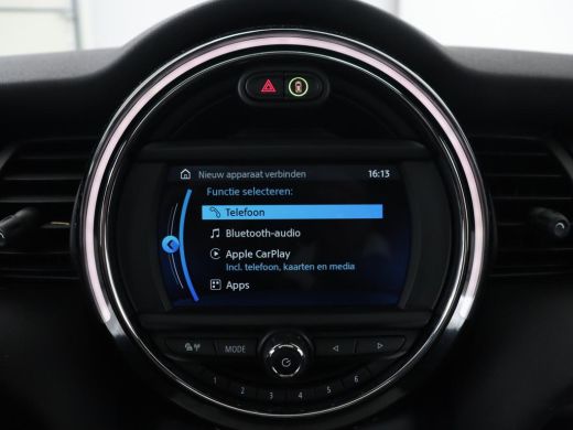 Mini Electric Edition Greenwich 33 kWh | Panoramadak | Stoelverwarming | Carplay | Navigatie | Camera | Full LE... ActivLease financial lease