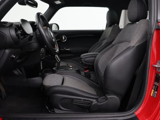 Mini Electric Edition Greenwich 33 kWh | Panoramadak | Stoelverwarming | Carplay | Navigatie | Camera | Full LE... ActivLease financial lease