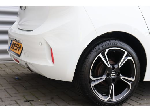 Opel Corsa 1.2 75PK 5-DRS ELEGANCE GS-LINE / NAVI / LEDER / CLIMA / LED / PDC / 17" LMV / UNIEK / CAMERA / P... ActivLease financial lease