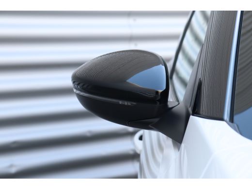 Opel Corsa 1.2 75PK 5-DRS ELEGANCE GS-LINE / NAVI / LEDER / CLIMA / LED / PDC / 17" LMV / UNIEK / CAMERA / P... ActivLease financial lease