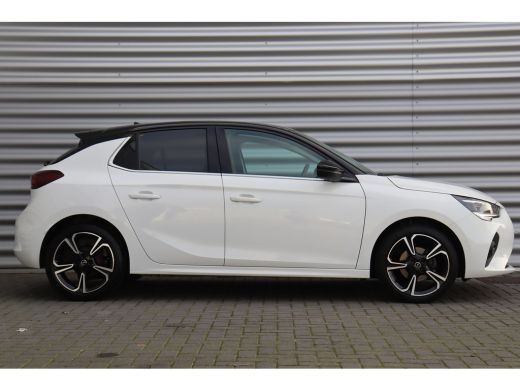 Opel Corsa 1.2 75PK 5-DRS ELEGANCE GS-LINE / NAVI / LEDER / CLIMA / LED / PDC / 17" LMV / UNIEK / CAMERA / P... ActivLease financial lease