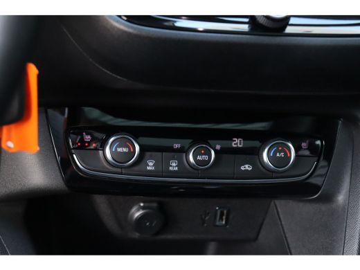 Opel Corsa 1.2 75PK 5-DRS ELEGANCE GS-LINE / NAVI / LEDER / CLIMA / LED / PDC / 17" LMV / UNIEK / CAMERA / P... ActivLease financial lease