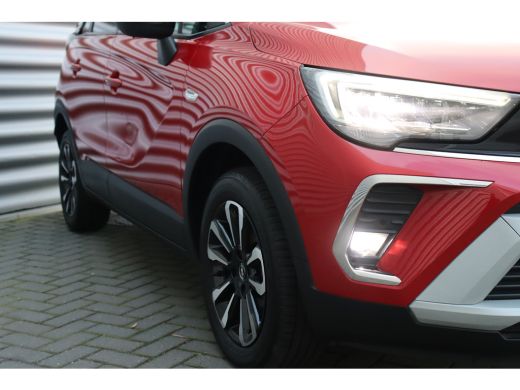 Opel Crossland 1.2 TURBO 110PK ELEGANCE LEVEL 4 / NAVI / LEDER / CLIMA / AGR / 16" LMV / CAMERA / FULL-LED / 1E ... ActivLease financial lease