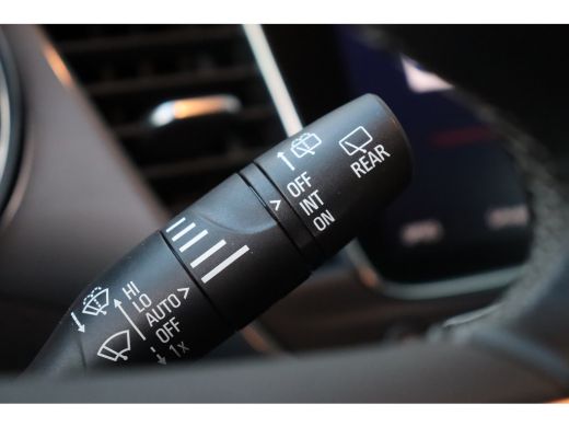 Opel Crossland 1.2 TURBO 110PK ELEGANCE LEVEL 4 / NAVI / LEDER / CLIMA / AGR / 16" LMV / CAMERA / FULL-LED / 1E ... ActivLease financial lease