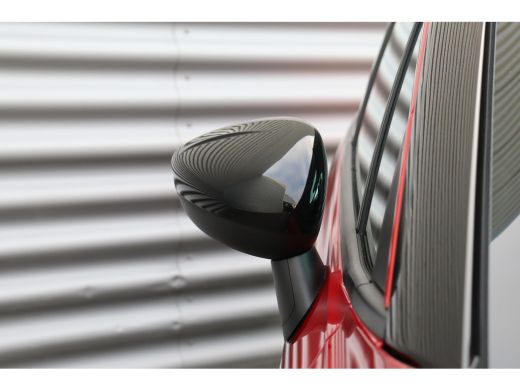 Opel Crossland 1.2 TURBO 130PK GS-LINE LEVEL 4 AUTOMAAT / NAVI / LEDER / CLIMA / AGR / 17" LMV / CAMERA / BLACK ... ActivLease financial lease