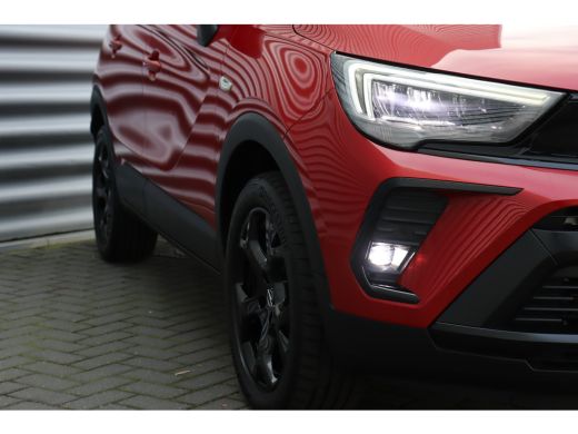 Opel Crossland 1.2 TURBO 130PK GS-LINE LEVEL 4 AUTOMAAT / NAVI / LEDER / CLIMA / AGR / 17" LMV / CAMERA / BLACK ... ActivLease financial lease