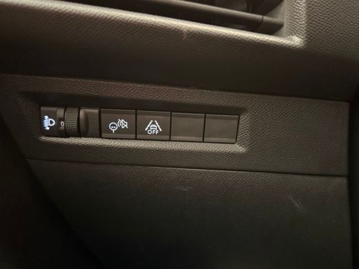 Opel Frontera Electric Edition 44 kWh Stuur & Stoelverwarming | Airco | Cruise | Digitaal Dashboard | 16" Licht... ActivLease financial lease