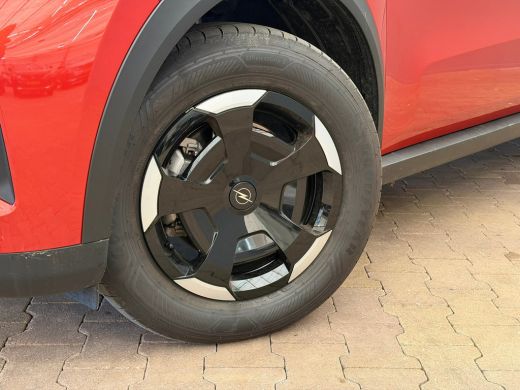 Opel Frontera Electric Edition 44 kWh Stuur & Stoelverwarming | Airco | Cruise | Digitaal Dashboard | 16" Licht... ActivLease financial lease