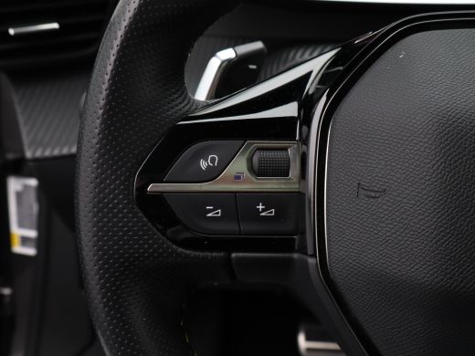 Peugeot 2008 1.2 PureTech GT Pack Automaat | Achteruitrijcamera | Airco (automatisch) | Apple Carplay/Android ... ActivLease financial lease