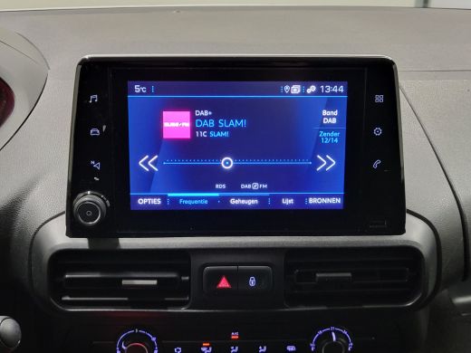 Peugeot Partner 1.2PureTech 110pk Benzine! ActivLease financial lease