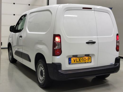 Peugeot Partner 1.2PureTech 110pk Benzine! ActivLease financial lease