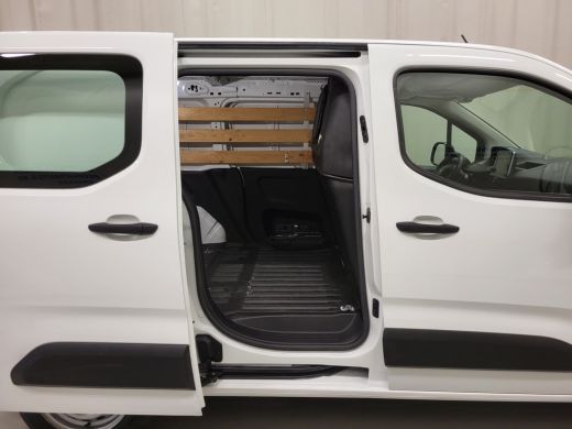 Peugeot Partner 1.2PureTech 110pk Benzine! ActivLease financial lease