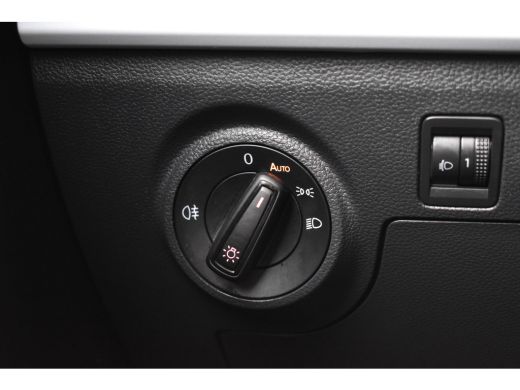 Seat Arona TSI 115PK DSG STYLE BUSINESS VIRTUAL/NAVI/CRUISE ActivLease financial lease