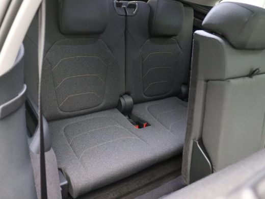 Skoda Kodiaq 1.5 TSI MHEV Business Edition 7p. 150PK DSG matrix led, trekhaak, adaptive cruise met travel assi... ActivLease financial lease