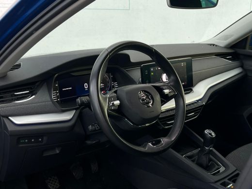 Skoda Octavia Combi 1.5 TSI First Edition NL AUTO | STOELVERW | SFEEVRLICHTING | ActivLease financial lease