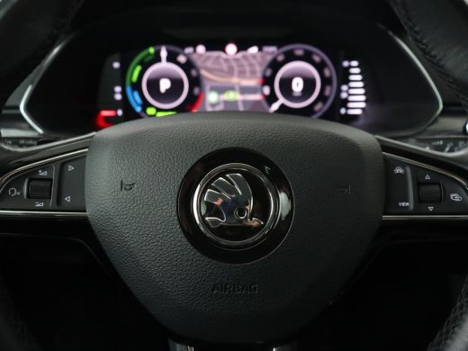 Skoda Superb 1.4 TSI iV Business Edition | Leder/Alcantara | Stoelverwarming | Canton Sound | Memory | Virtual... ActivLease financial lease