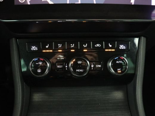 Skoda Superb 1.4 TSI iV Business Edition | Leder/Alcantara | Stoelverwarming | Canton Sound | Memory | Virtual... ActivLease financial lease